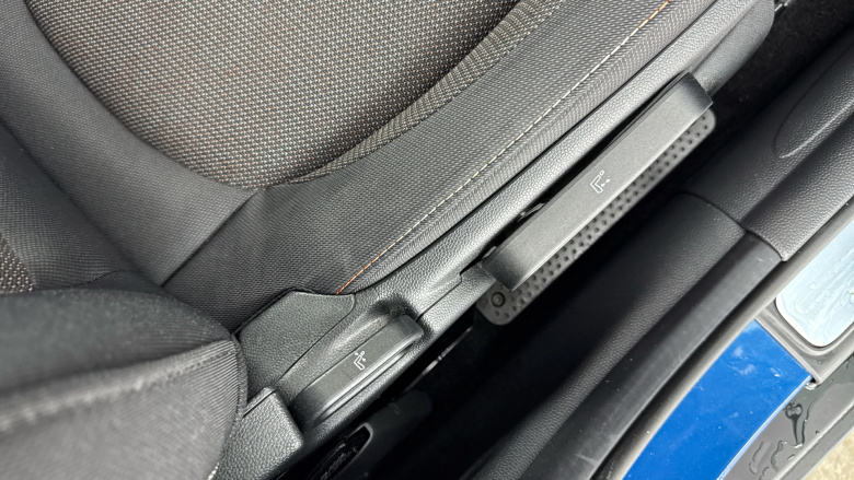 MINI Hatchback 1.5 Cooper Classic Premium 5dr Petrol Hatchback